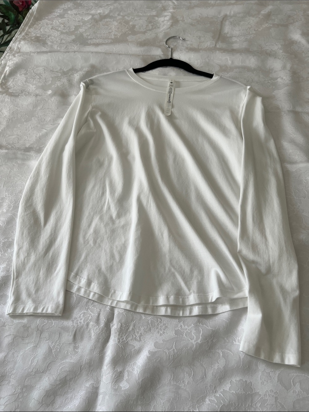 lululemon athletica White Long Sleeve Crewneck Top